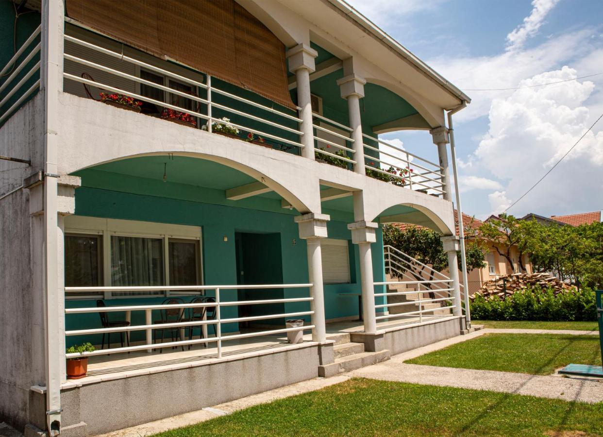 Apartment Monica Nikšić Dış mekan fotoğraf