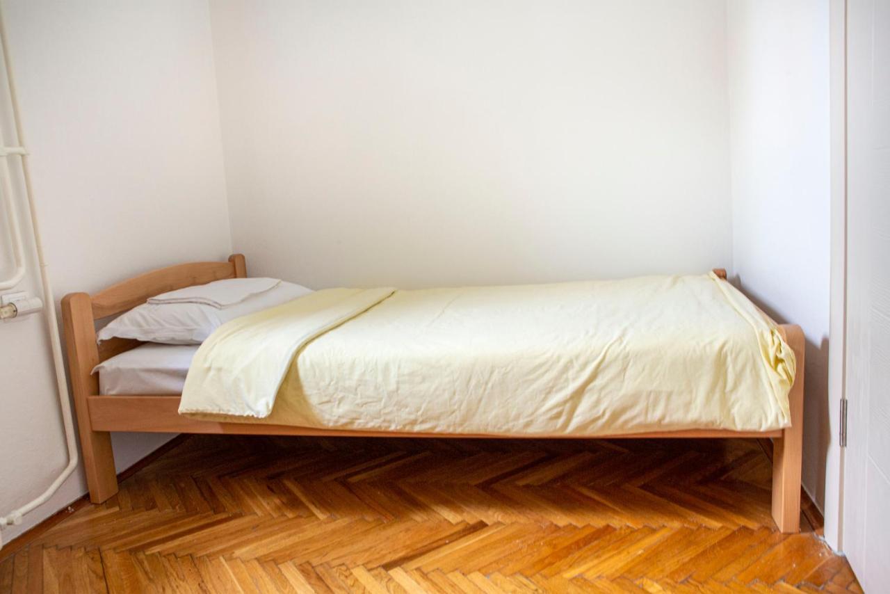 Apartment Monica Nikšić Dış mekan fotoğraf